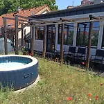Apartman Nove Podkrovie Umelca