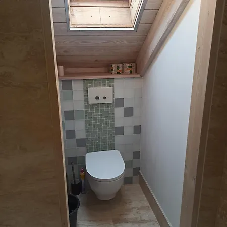 Nove Podkrovie Umelca * Nagyszombat